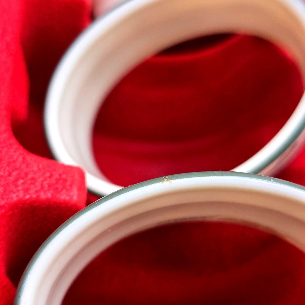 Lenox Winter Greetings Everyday Napkin‎ Rings Set of 4 Holly Berries Ivory China - Picture 5 of 14